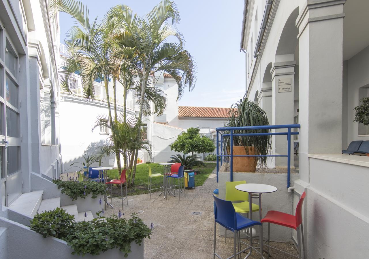 Albergue Inturjoven Malaga Ngoại thất bức ảnh