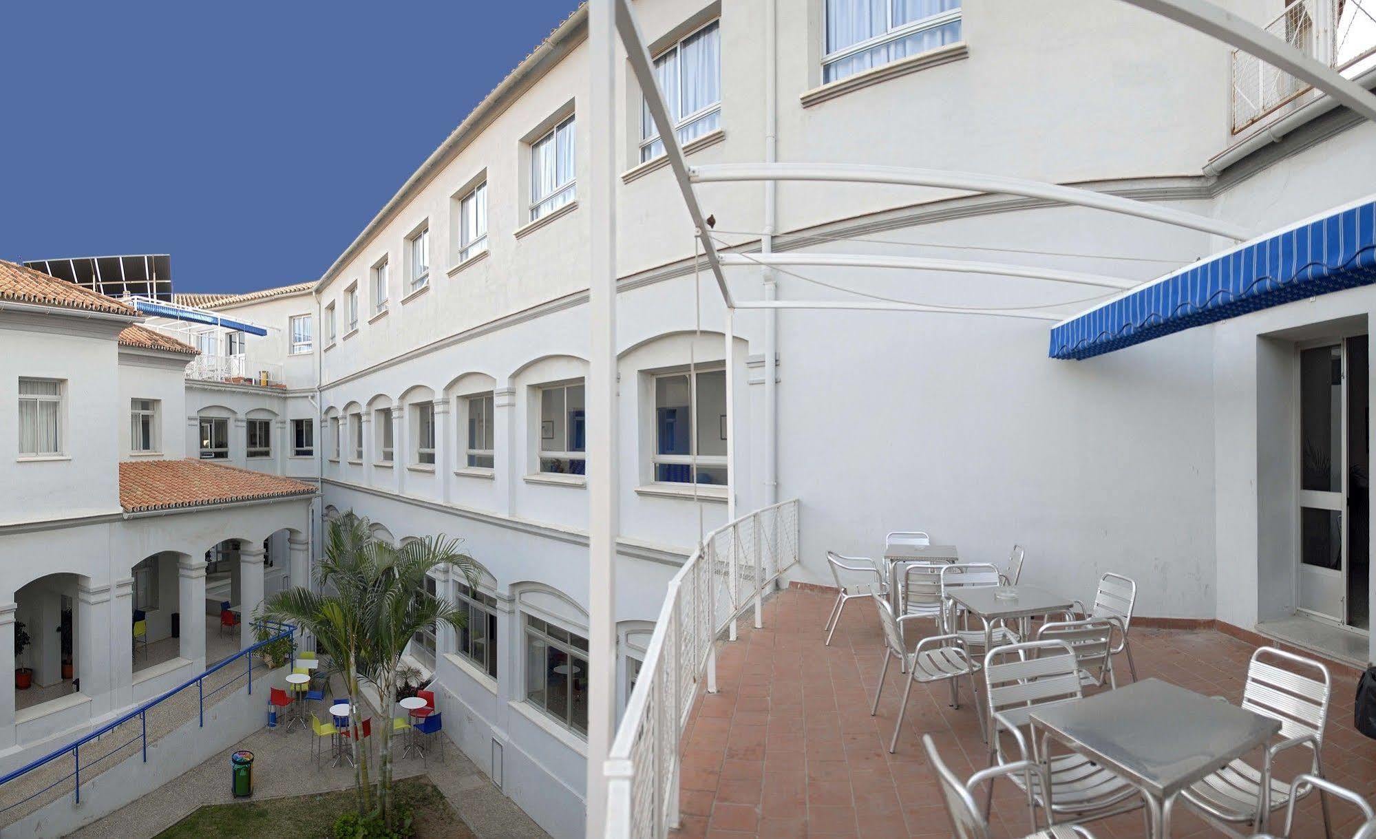 Albergue Inturjoven Malaga Ngoại thất bức ảnh